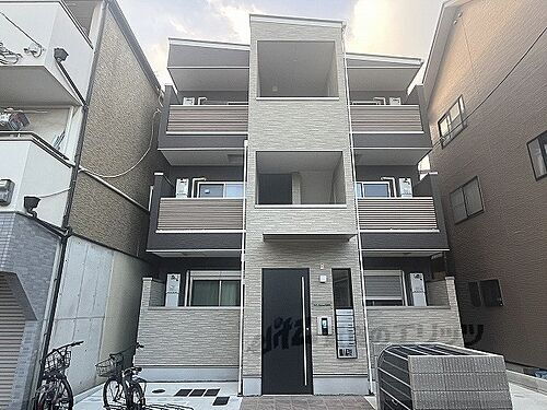 兵庫県尼崎市南城内 賃貸アパート