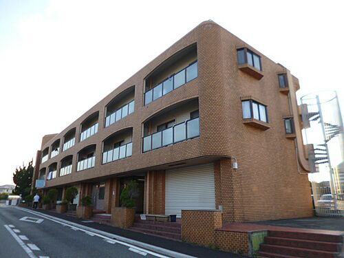 兵庫県三木市緑が丘町本町１丁目 賃貸マンション