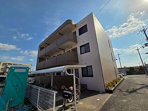 大阪府池田市神田２丁目 築27年3ヶ月 3階建