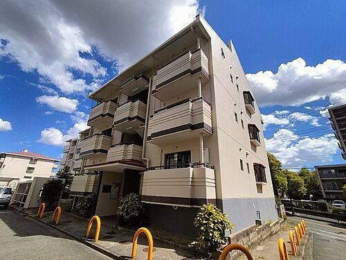 大阪府箕面市小野原東５丁目 3階建 築39年