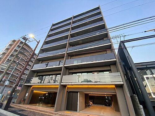 大阪府吹田市内本町３丁目 築4年9ヶ月 8階建