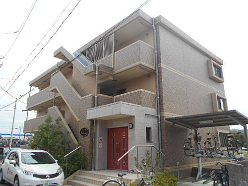 大阪府茨木市上穂積３丁目 築17年2ヶ月 3階建