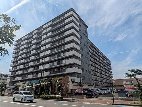 大阪府茨木市西駅前町 地上11階地下1階建 築52年