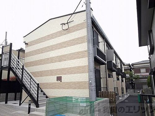 大阪府高槻市深沢町１丁目 賃貸アパート