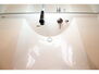 レイセニット奈良グランヴェルジェ 明るい洗面所です