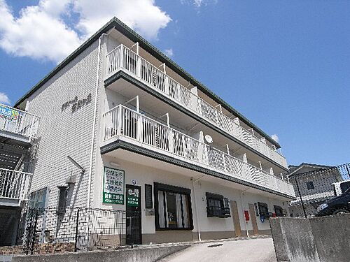 奈良県生駒郡三郷町信貴ケ丘１丁目 3階建 築34年6ヶ月