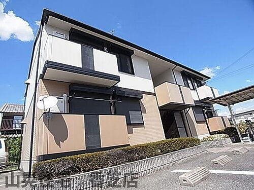 アークソフィアＡ 2階建