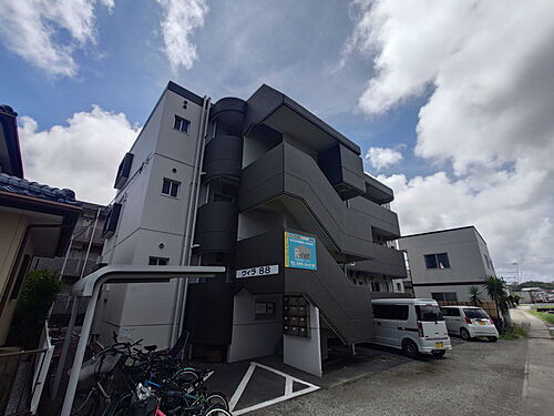 ヴィラ８８ 3階建