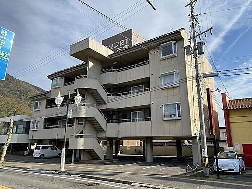 メゾン２１戸倉