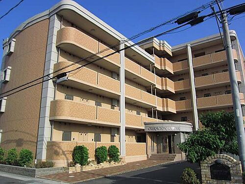 クラシオン・ルガール　イシカワ 5階建