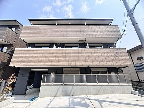 大阪府堺市西区津久野町３丁 賃貸アパート
