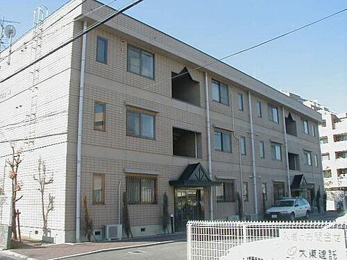 大阪府高石市綾園５丁目 築32年7ヶ月 3階建