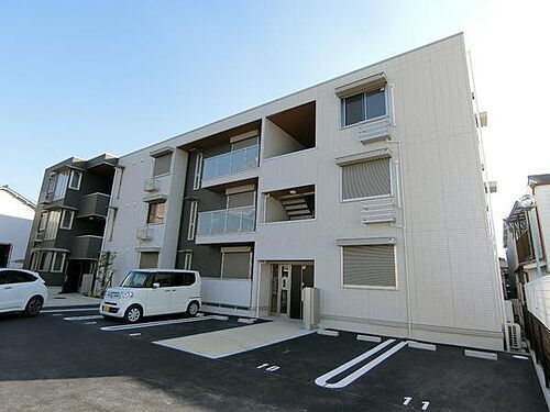 大阪府松原市天美南２丁目 3階建 築6年