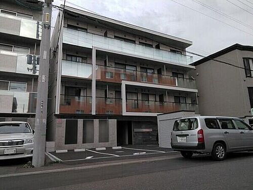 北海道札幌市白石区平和通１丁目北 4階建 築4年4ヶ月