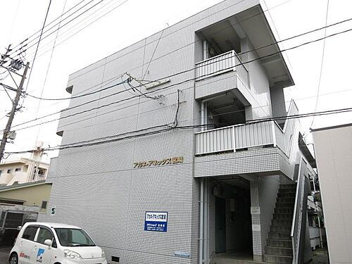 アカネアネックス宮崎 3階建