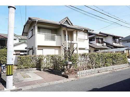 滋賀県大津市里６丁目 2階建