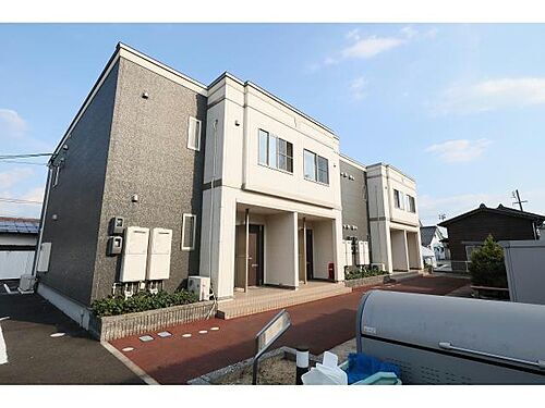 メゾン　ド　マルシェ 2階建