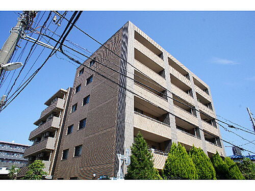 グランリオフォーシーズン 6階建