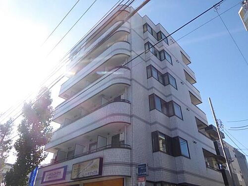 ホワイトシティ 6階建
