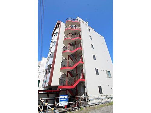 カサドール駅前