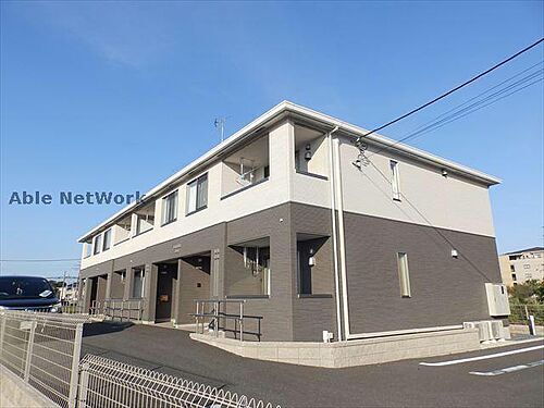 ファミール・ハウス 2階建