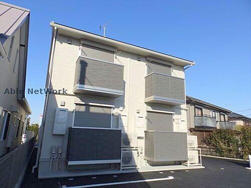 メゾン・ベールＡ 2階建