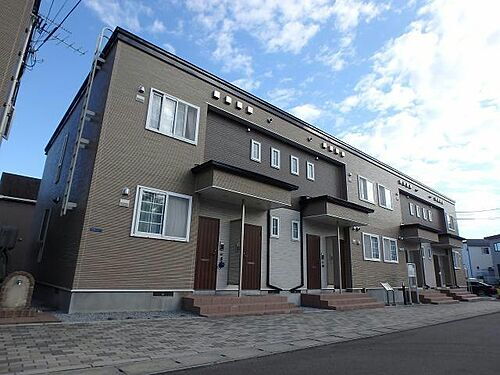 エルムプラシードＡ－８号館