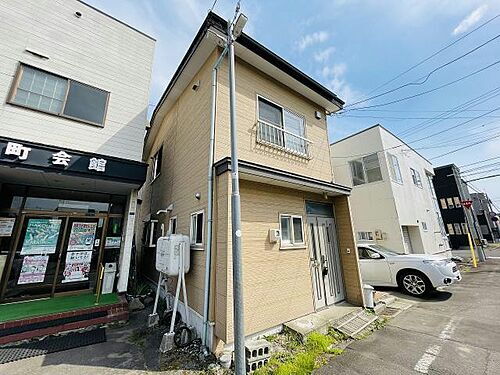 上新川町１６－３戸建 2階建
