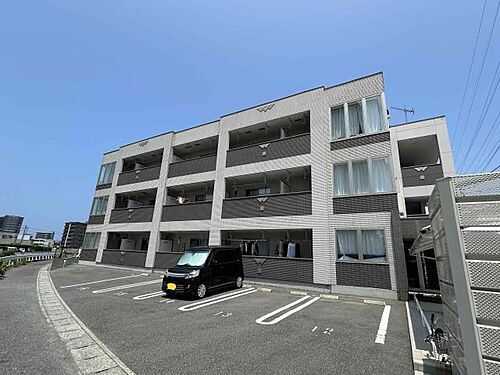 山口県下関市秋根西町２丁目 3階建