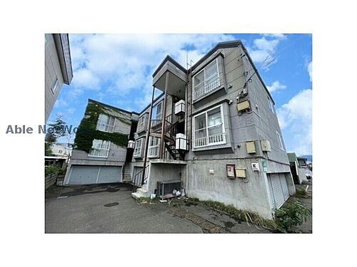 グランデールＮＯＷ 3階建