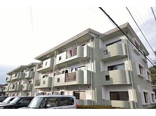 鹿児島県霧島市国分名波町 3階建