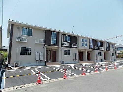 鹿児島県姶良市松原町２丁目 2階建 築8年2ヶ月