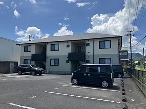 鹿児島県姶良市西餅田 2階建 築26年4ヶ月
