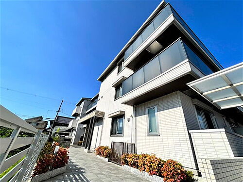 大阪府松原市天美我堂６丁目 3階建 築5年11ヶ月