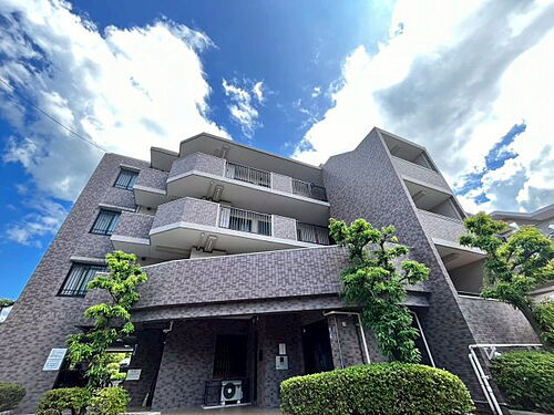 大阪府富田林市錦織南１丁目 4階建