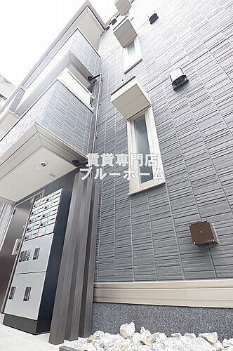 大阪府堺市堺区中安井町１丁  3階建