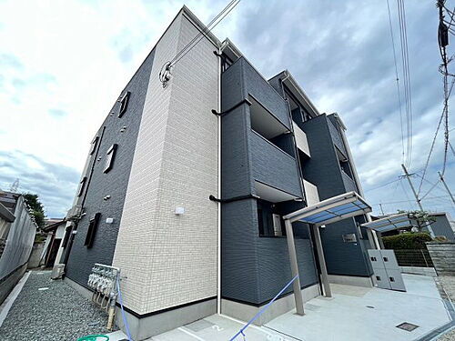 大阪府藤井寺市道明寺５丁目 築1年2ヶ月 3階建