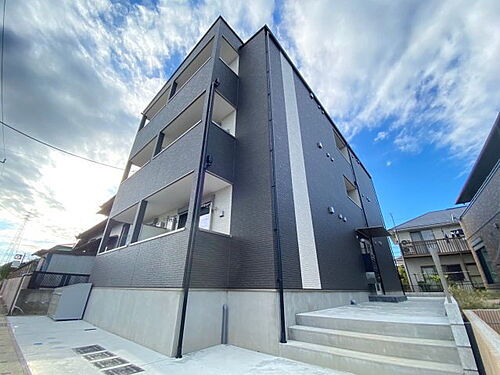 千葉県千葉市中央区浜野町 3階建 築1年1ヶ月