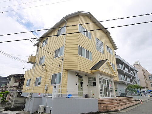 奈良県生駒市鹿ノ台南２丁目 築41年2ヶ月 4階建