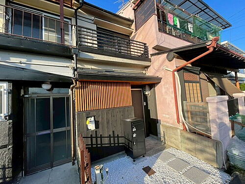 大阪府松原市東新町５丁目 テラスハウス