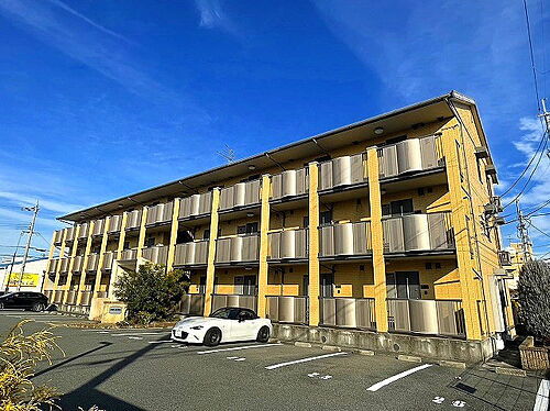 奈良県奈良市西九条町２丁目 3階建 築18年5ヶ月