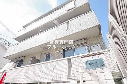大阪府堺市北区北長尾町２丁 築7年5ヶ月 3階建