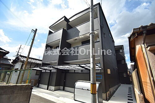 大阪府東大阪市荒本２丁目 築3年6ヶ月 3階建