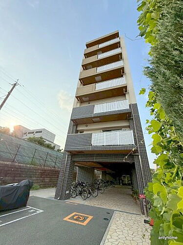 大阪府吹田市千里万博公園 7階建 築8年4ヶ月