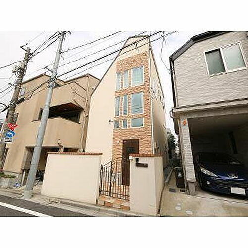 東京都新宿区袋町 3階建 築8年11ヶ月