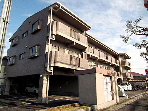 大阪府岸和田市西之内町 築30年9ヶ月 3階建