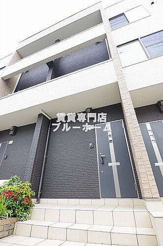 大阪府堺市北区中百舌鳥町４丁 築11年10ヶ月 3階建