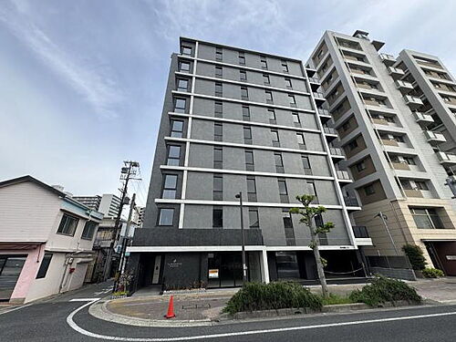 兵庫県加古川市加古川町寺家町  9階建