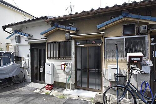 大阪府羽曳野市恵我之荘６丁目 テラスハウス