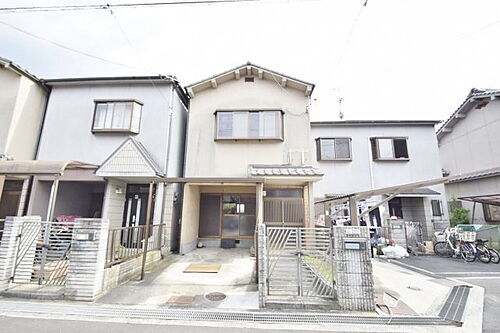 別井貸家北６号 2階建